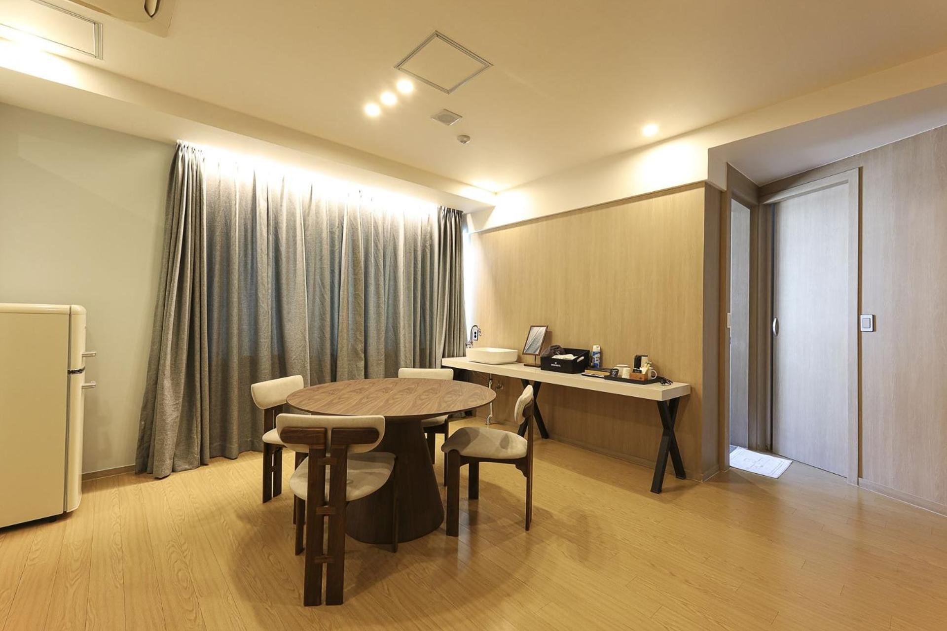 Hound Hotel Changwon Exterior foto
