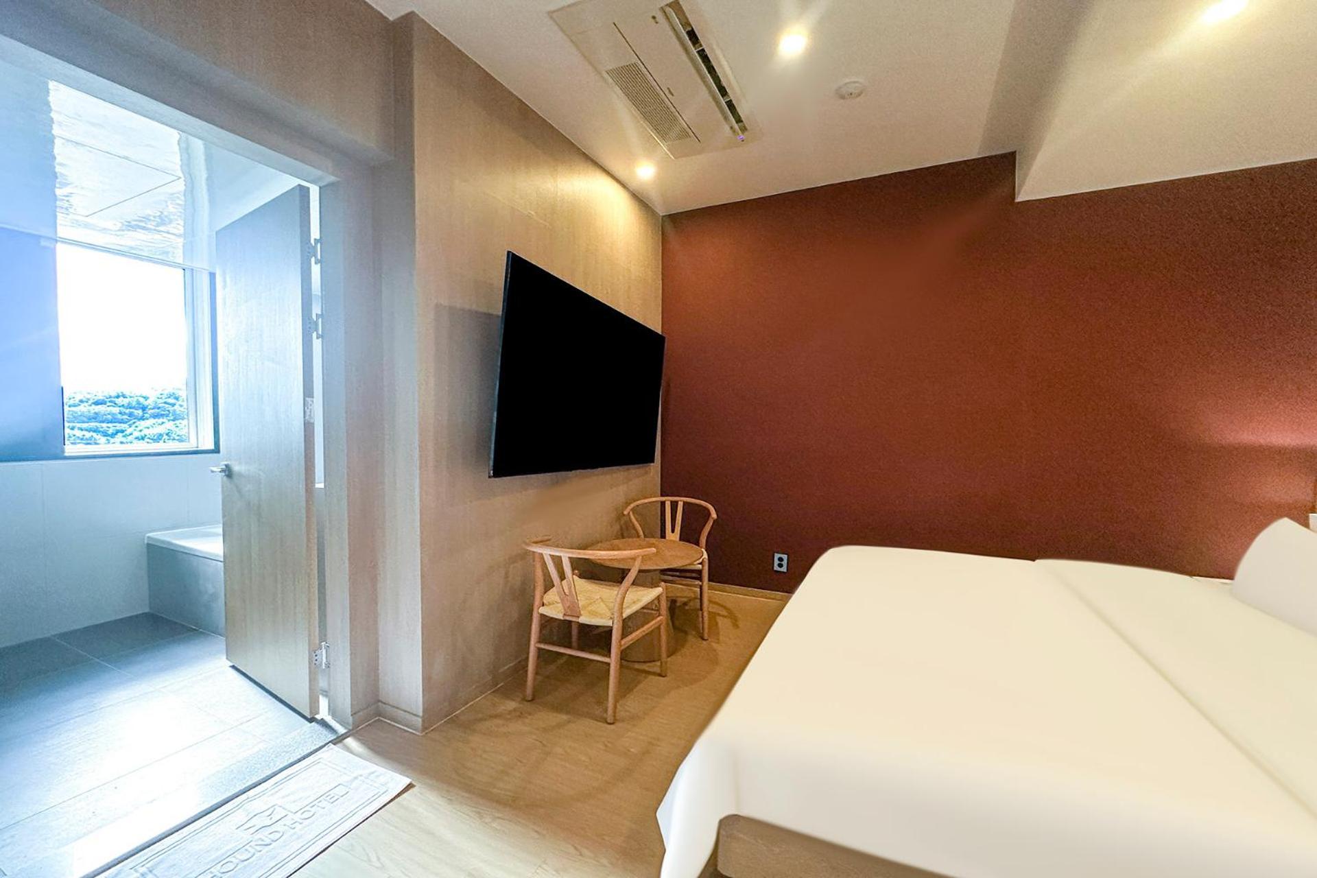 Hound Hotel Changwon Exterior foto