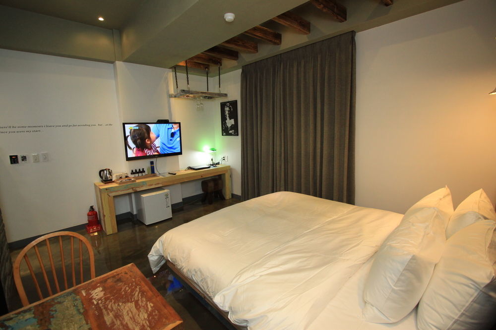 Hound Hotel Changwon Exterior foto